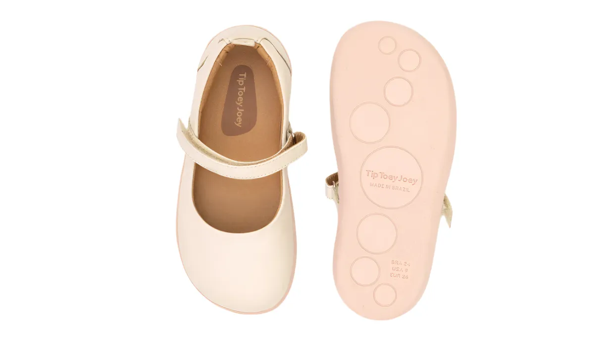 Catch Kids' Tapioca Shoes