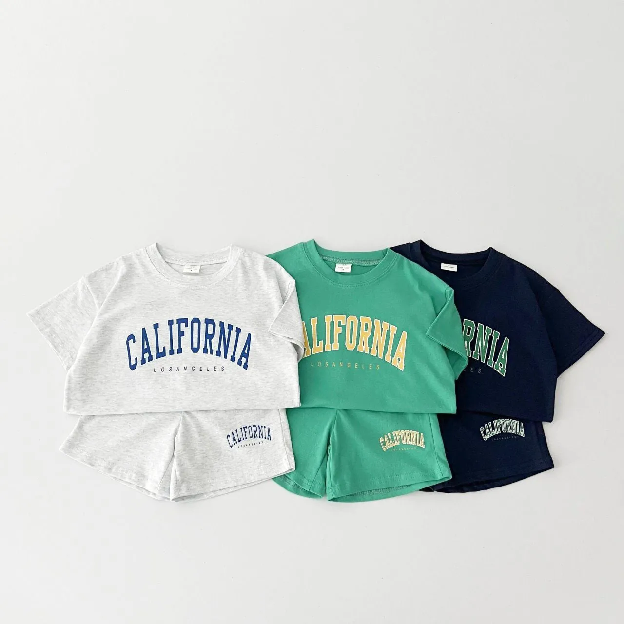 Kids CALIFORNIA T-Shirt and Shorts Set (2-7y) - 3 Colors