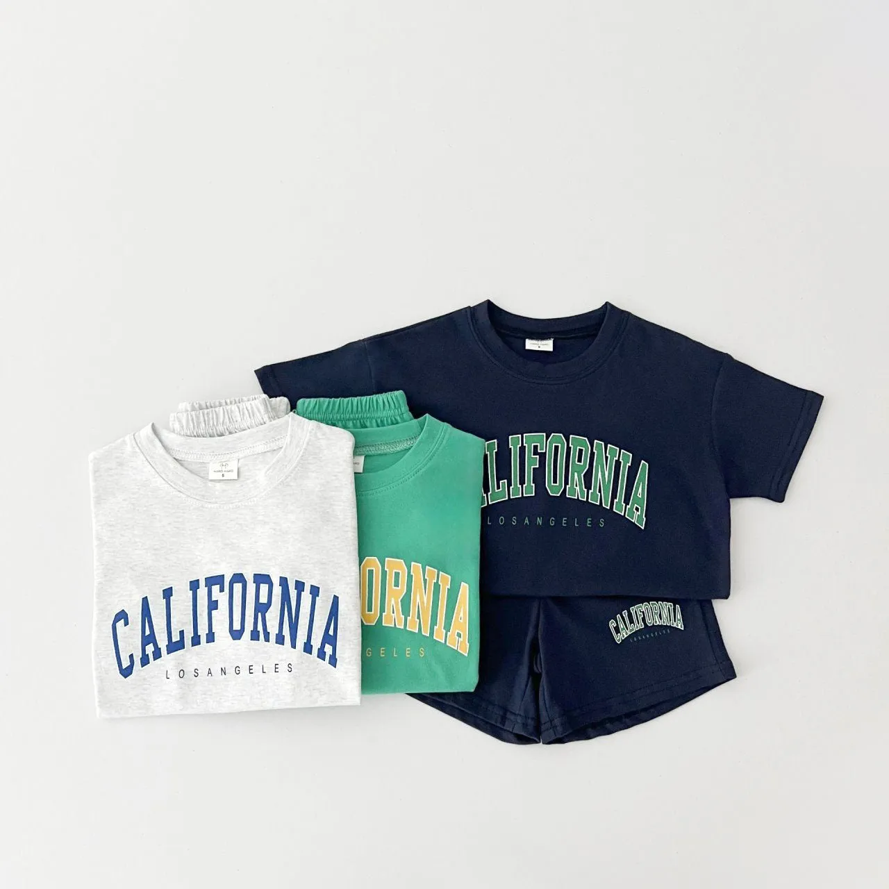 Kids CALIFORNIA T-Shirt and Shorts Set (2-7y) - 3 Colors