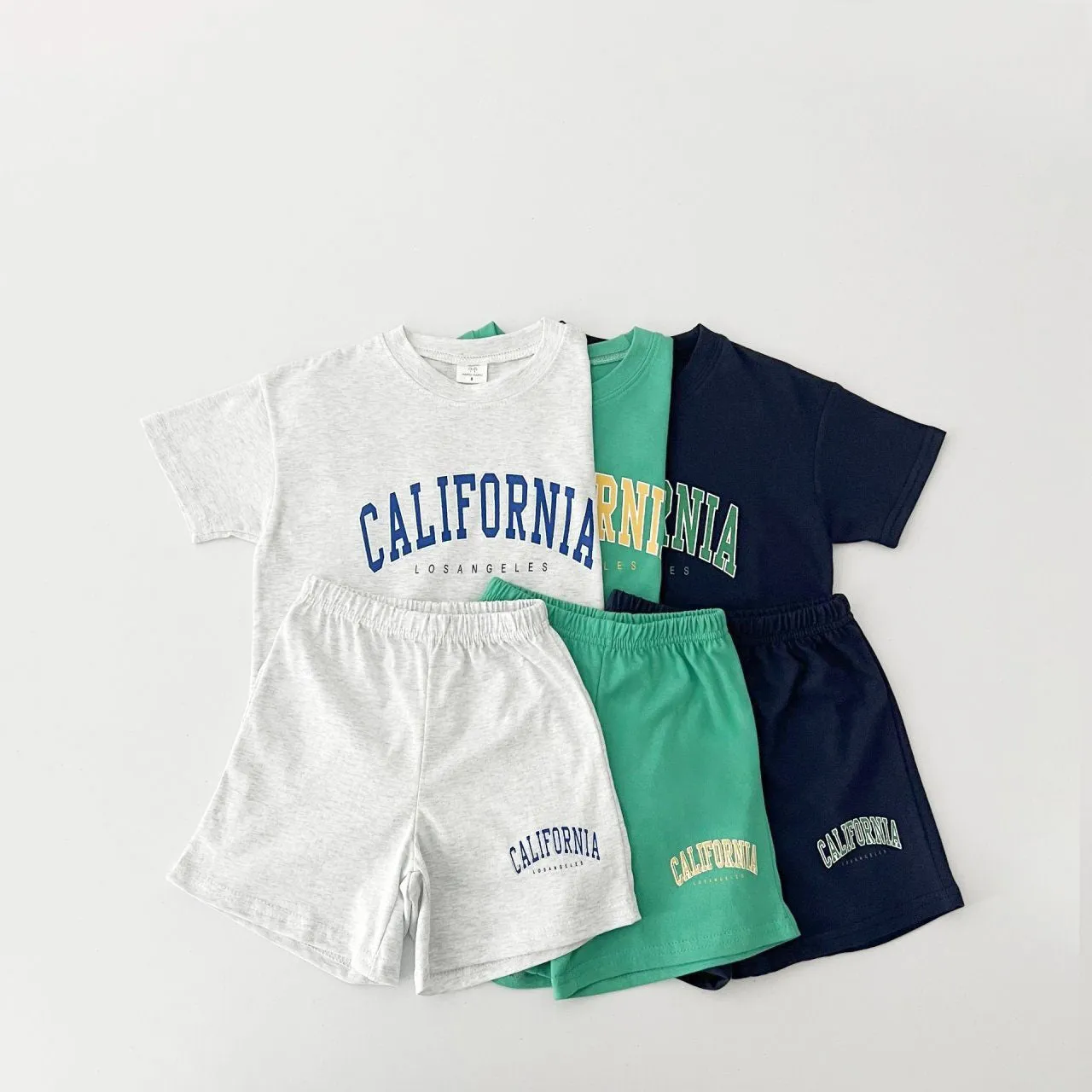 Kids CALIFORNIA T-Shirt and Shorts Set (2-7y) - 3 Colors