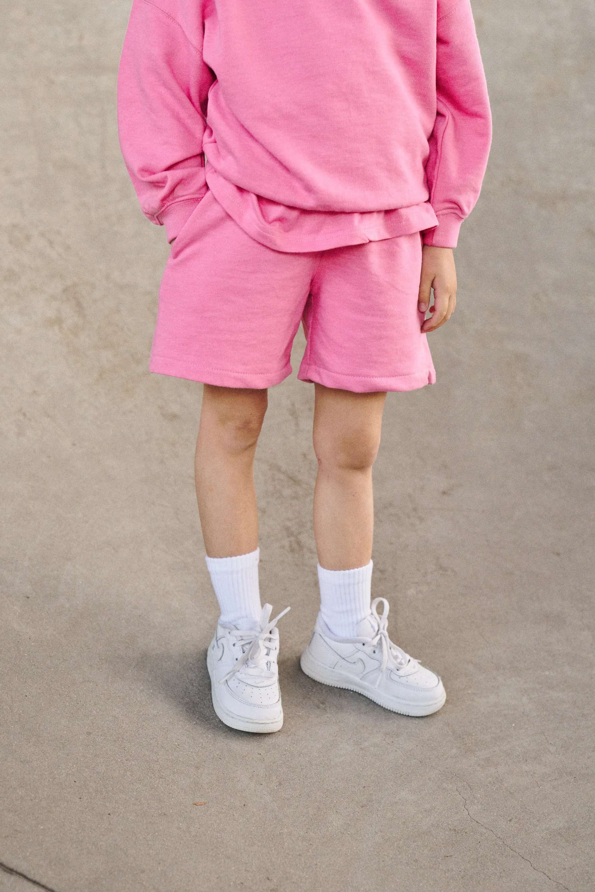 KIDS EMBLEM PRINT SWEAT SHORT - PINK