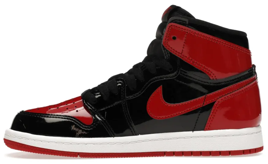 KIDS JORDAN 1 RETRO HIGH OG PATENT BRED (PS)