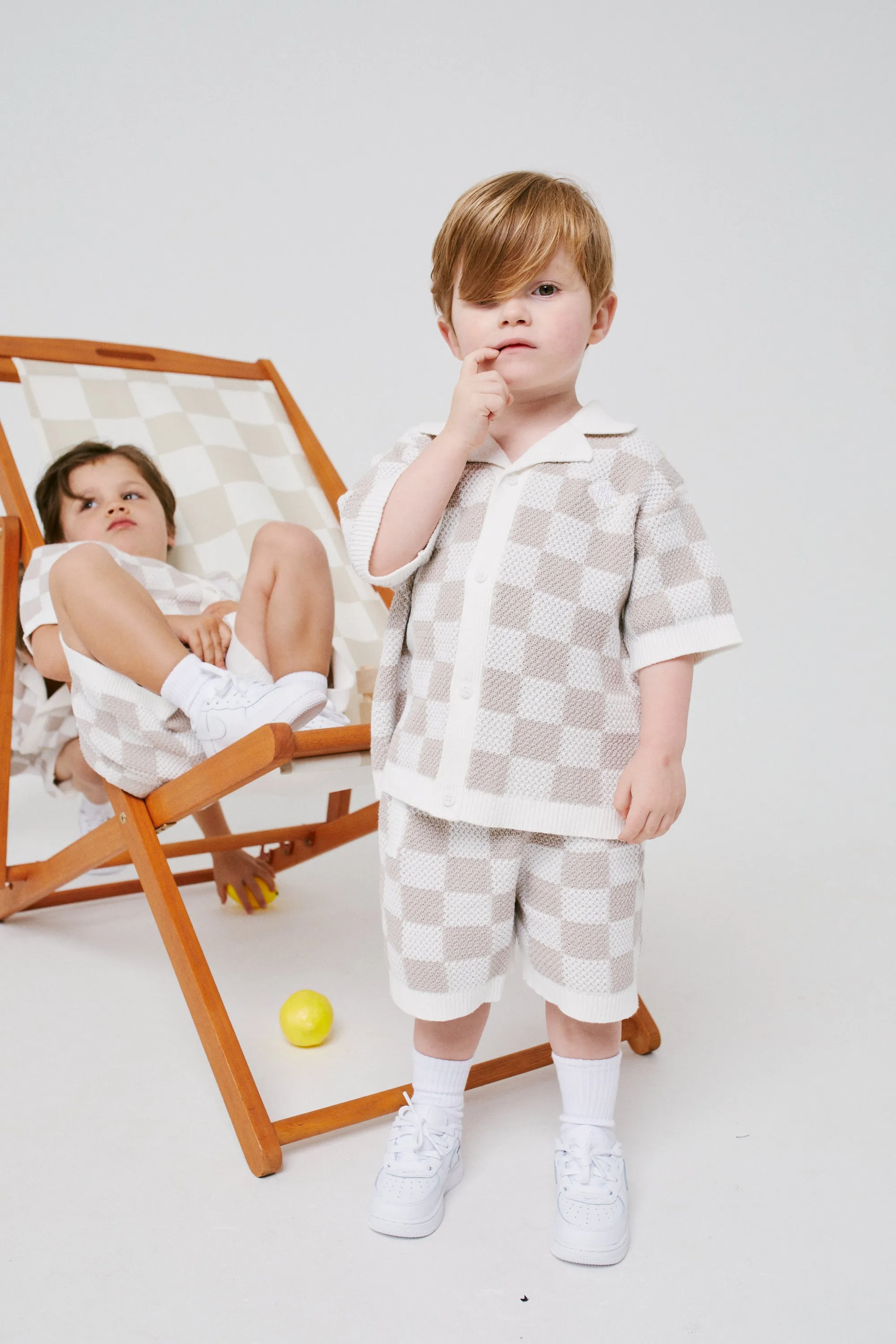 KIDS KNITTED CHECKERBOARD SHORTS - OFF WHITE